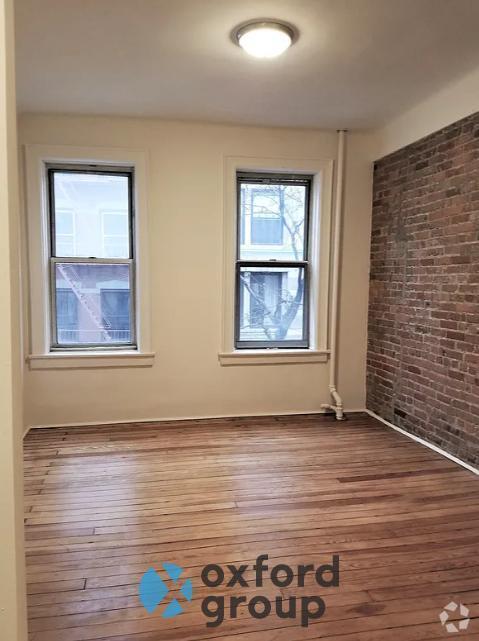 Building Photo - 174 Spring St