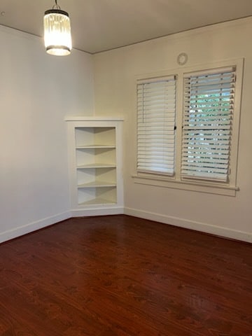 comedor - 2103 Huntington Dr