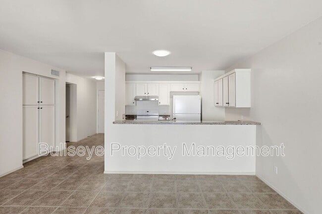Building Photo - 18624 N 93rd Ave