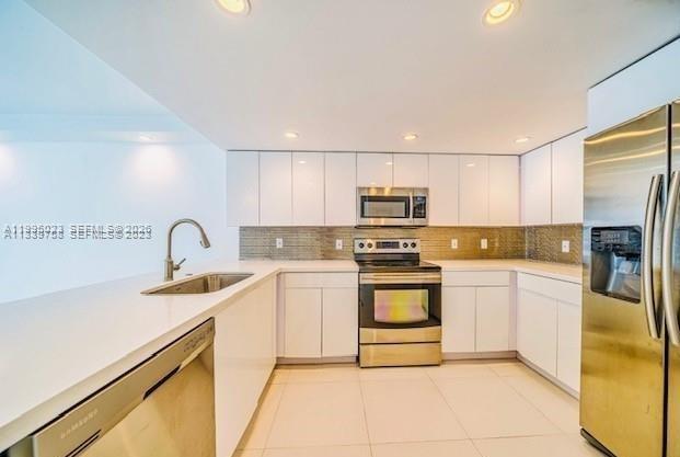 Foto del edificio - 555 NE 15th St