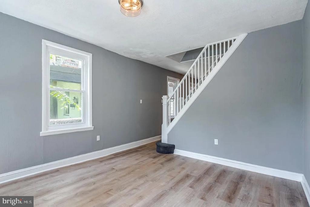 Foto principal - 2036 Amber St