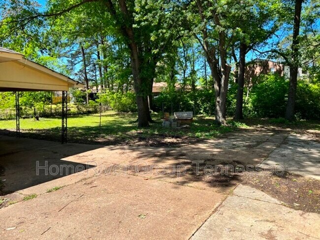 Foto del edificio - 3165 Raleigh Millington Rd