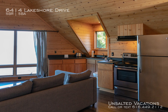Foto del edificio - 6414 Lakeshore Rd