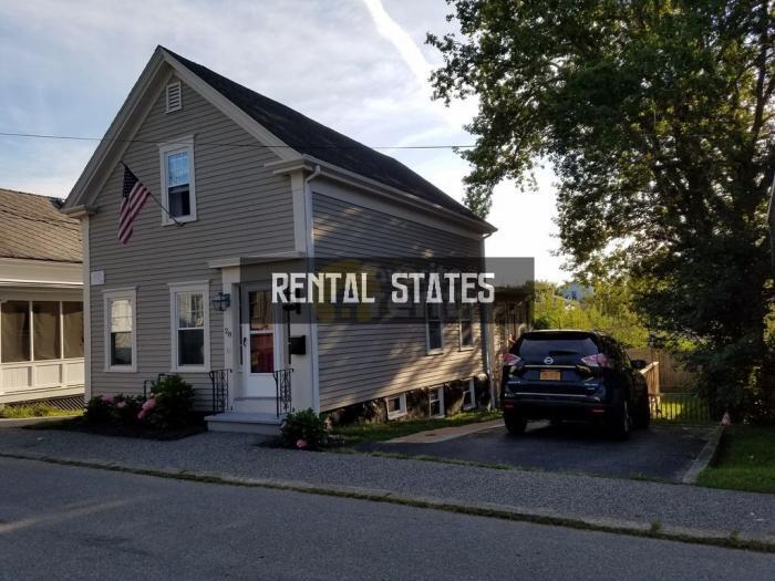 3 bedroom in Bristol RI 02809 House Rental in Bristol, RI