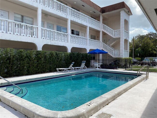 Foto del edificio - 601 SE 5th Ct