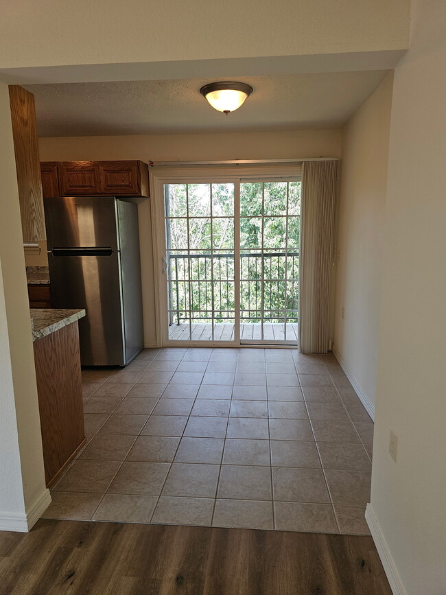 Building Photo - 126 Vixen Cir