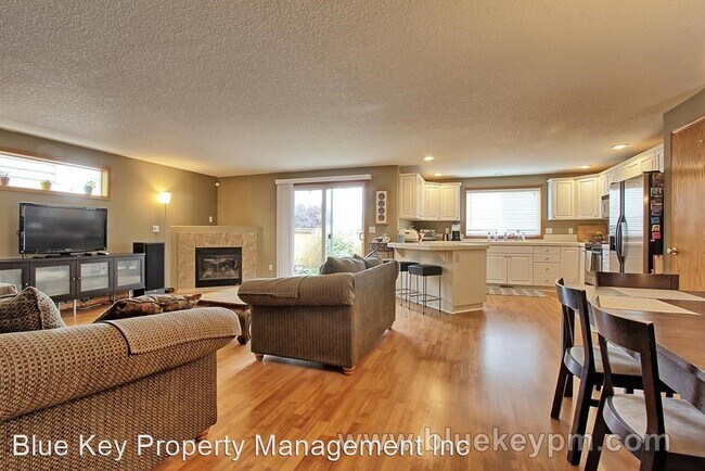 Foto del edificio - 4 br, 2.5 bath House - 4018 NE 91st Street