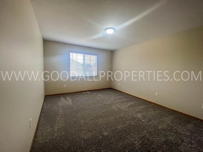 Foto del edificio - Wonderful 2 Bedroom, 2 Bath Townhome in No...