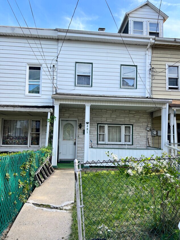 Front of house - 321 Spring Garden St