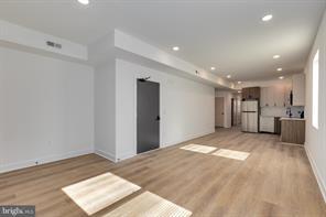 Foto del edificio - 2234 N Franklin St