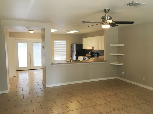 Building Photo - 4 br, 2 bath House - 10931 Old Manchaca Rd