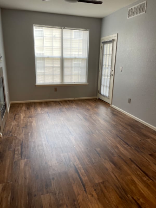 Building Photo - 9142 Lodestar Ln