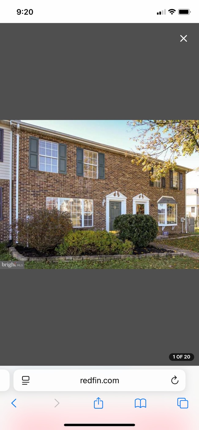 Building Photo - 211 Little River Dr Building Photo - 211 Little River Dr