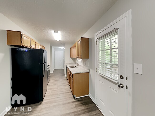 Foto del edificio - 189 Peach Forest Pl