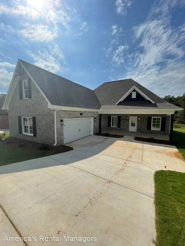 Primary Photo - 4 br, 3 bath House - 56 Oak Ridge Place