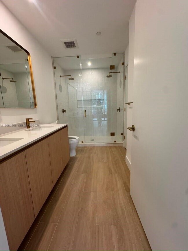 Foto del edificio - 90 NE 32nd St