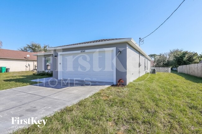 Foto del edificio - 4349 SW Gagnon Rd