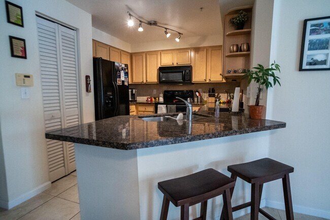 Building Photo - 175 Galicia Way