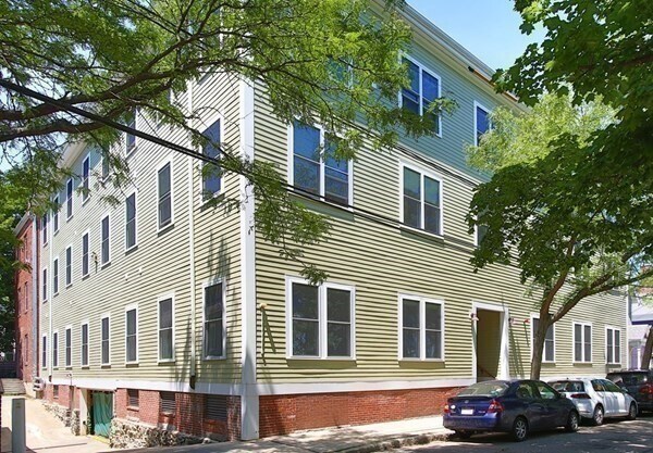 Building Photo - 253 Norfolk St