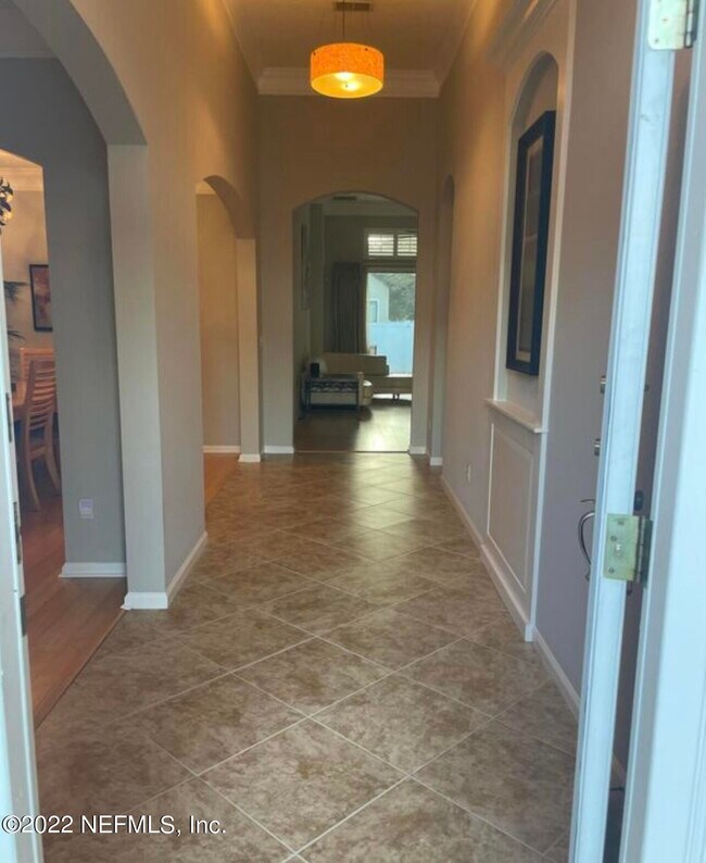 Building Photo - 512 Millhouse Ln