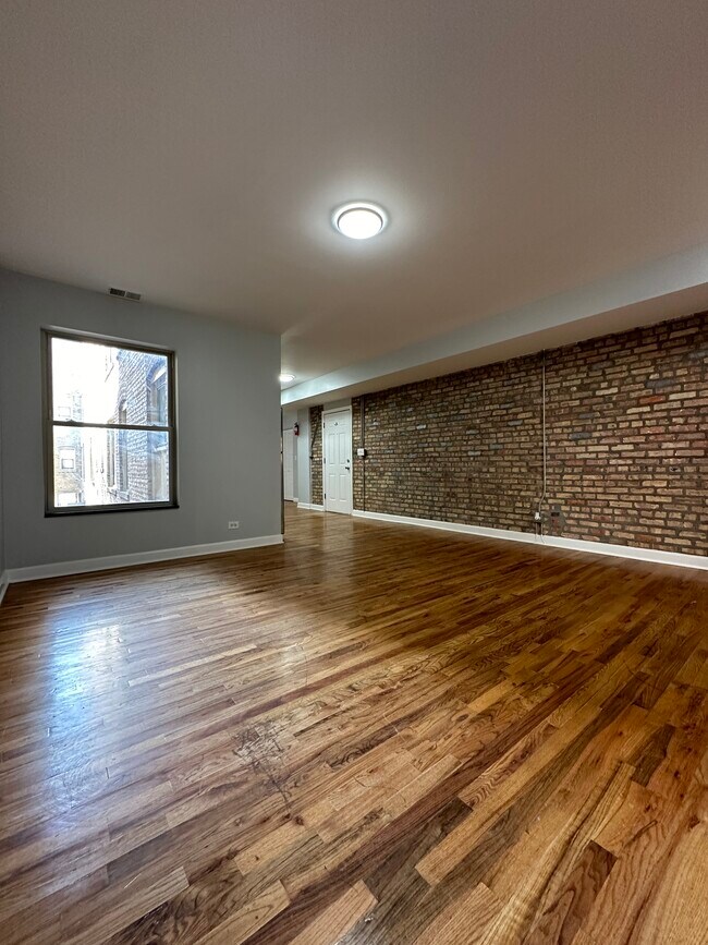 Foto del edificio - 7004 S Chappel Ave