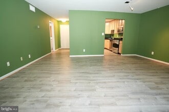 Building Photo - 4620 N Park Ave