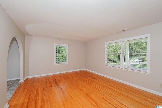 Foto del edificio - 753 Vaughn Cir