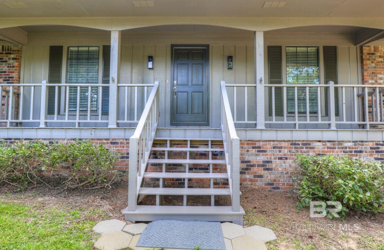Foto principal - 7269 Charbon Dr