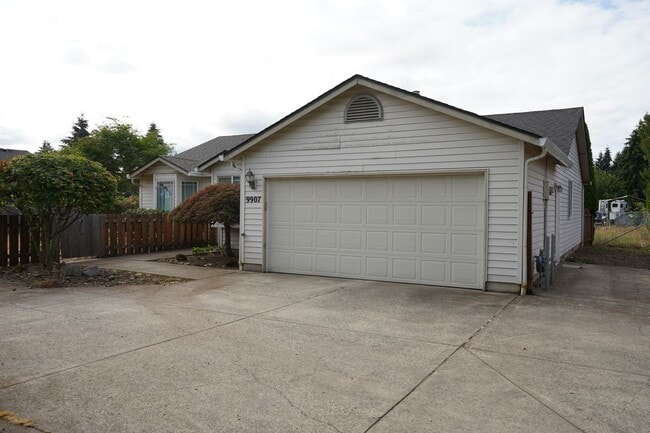 Photo - 9907 NE 86th St House