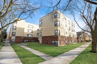 Building Photo - 6251 N Talman Ave