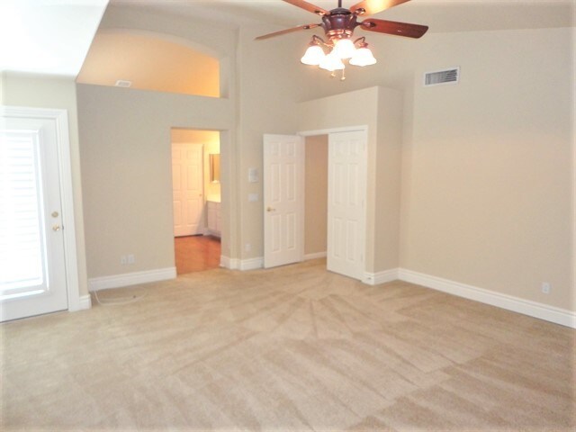 Foto del edificio - 9715 E Inverness Ave