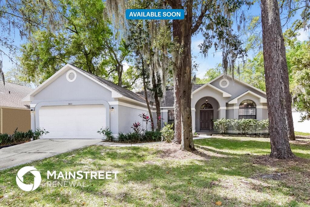 Foto principal - 3803 Hollow Wood Dr
