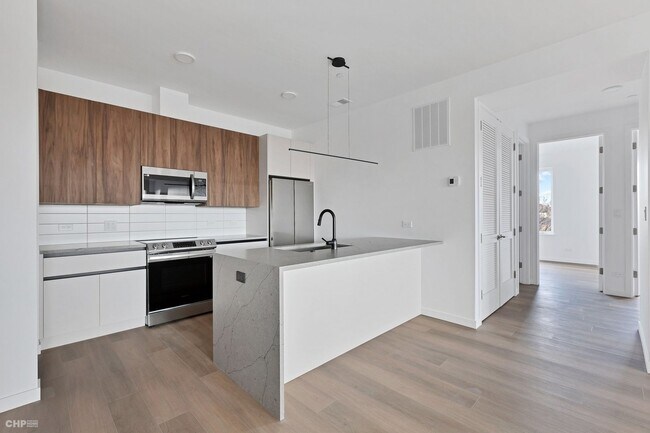 Foto del edificio - 204 S Leavitt St