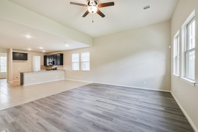 Building Photo - 12638 Silver Winter Trl
