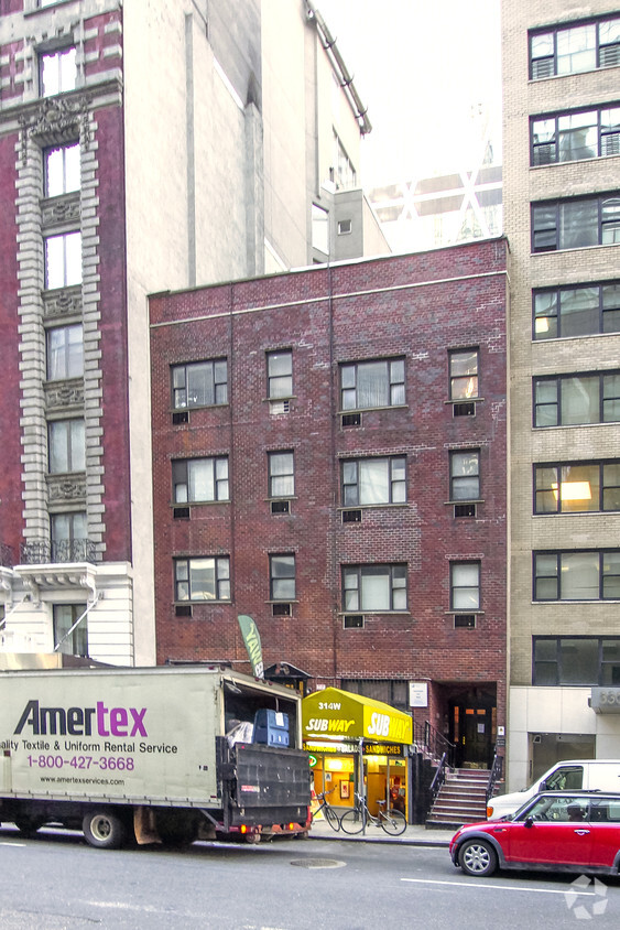 Primary Photo - 312 W 58th St