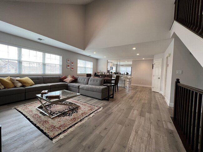 Sala de estar - 58 Avery Ct