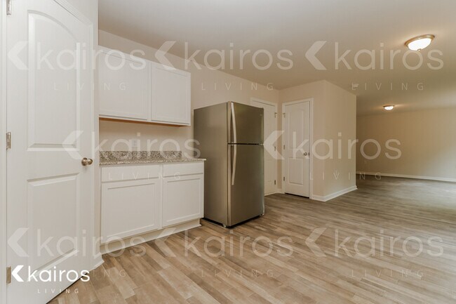 Foto del edificio - 220 Sunrise Cir.