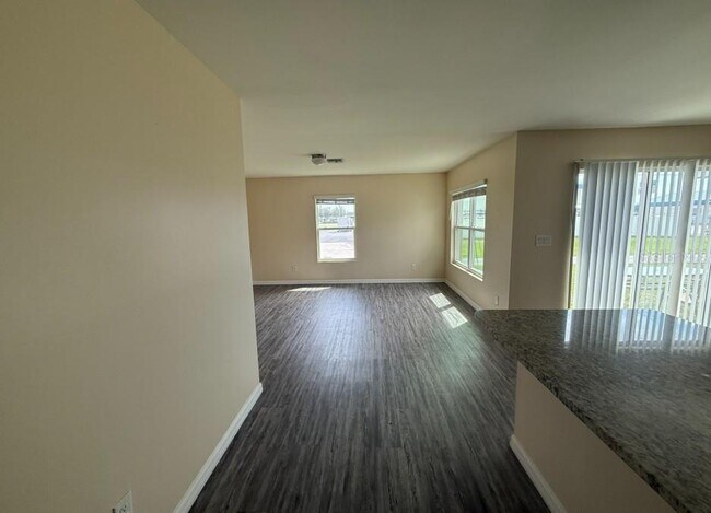 Foto del edificio - 11233 Kimberly Ave