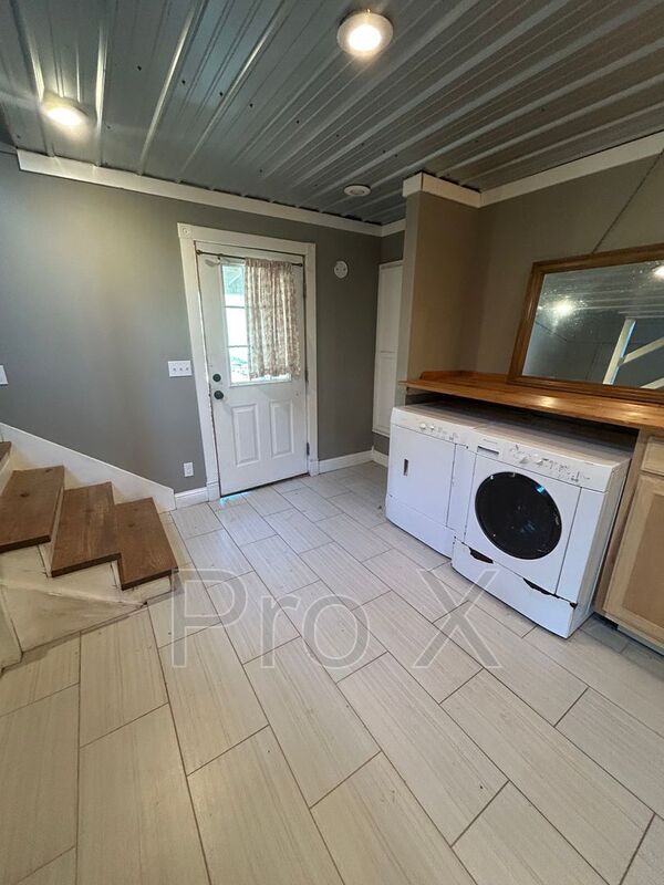 Foto del edificio - 4400 Hilltop Dr