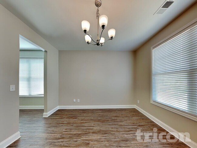 Foto del edificio - 4872 Tower View Trail