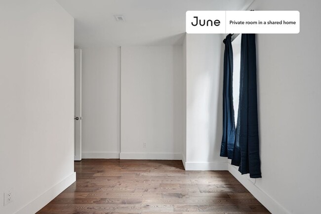 Foto del edificio - Room in Shared 4 bed/2 bath home
