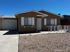 Building Photo - 2355 Cristobal Ave