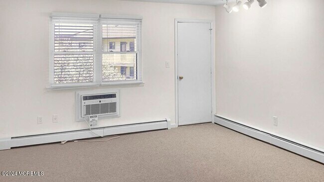 Building Photo - 138 Wharfside Dr