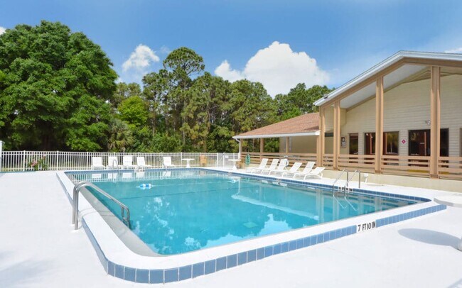Foto del edificio - 1348 Featherbed Ln