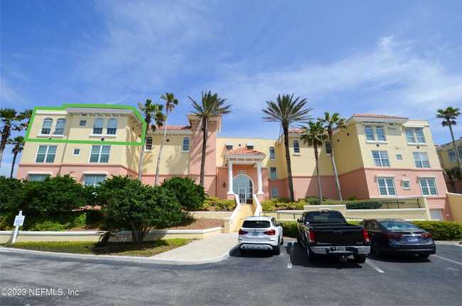 Building Photo - 240 N Serenata Dr