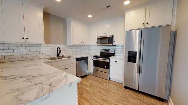 Foto del edificio - 3 bed 2 bath in Savannah schools close to I-29