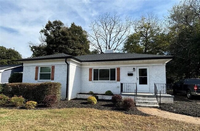 Foto del edificio - 3427 Eastway Dr