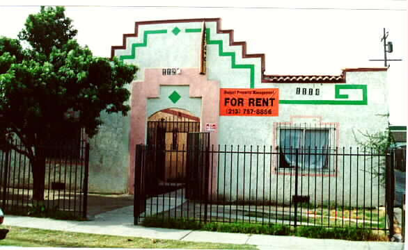 Foto del edificio - 1114-1120 E 67th St