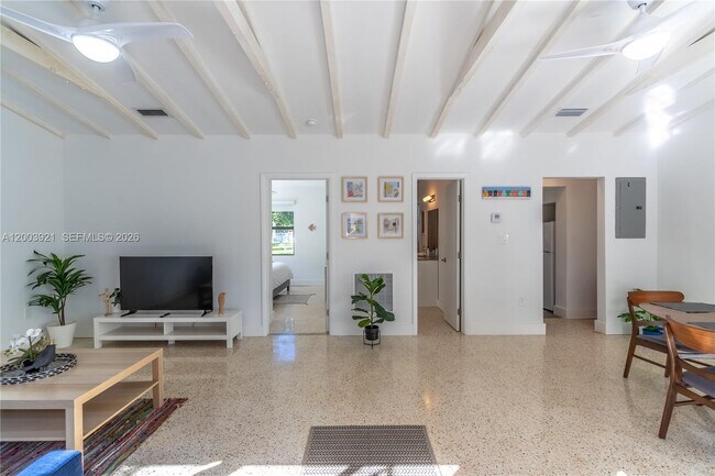 Foto del edificio - 12344 NE 9th Ave