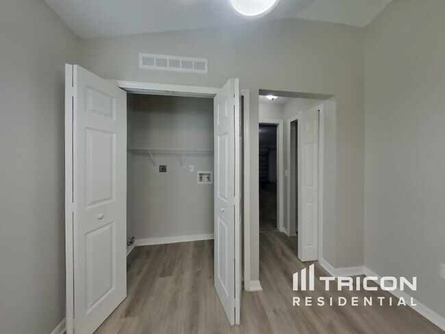 Building Photo - 4138 Clearbrook Cove Rd